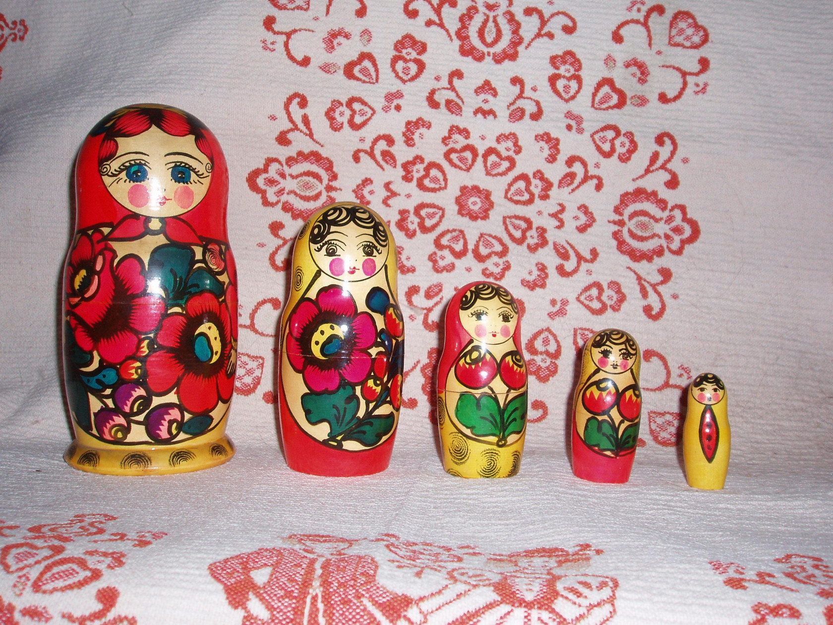 Russian-Matroshka.jpg